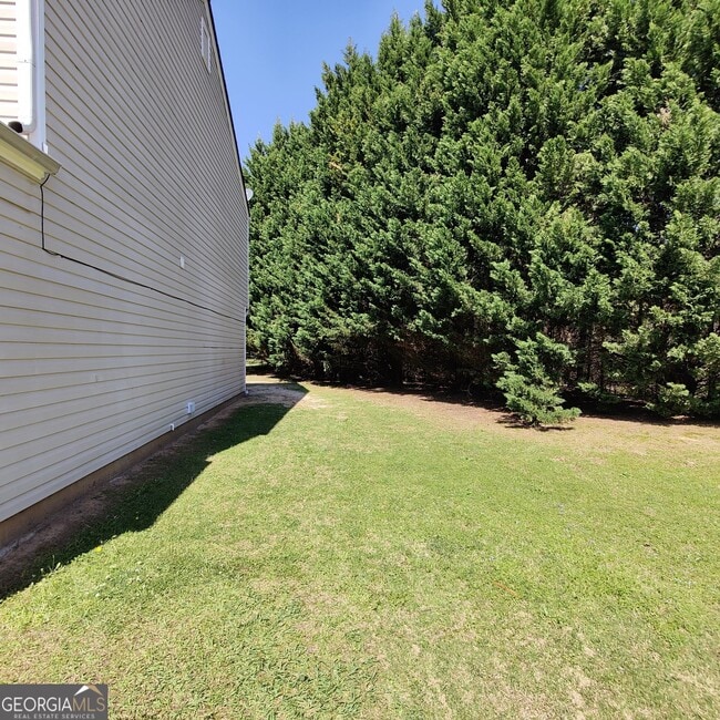 Photo - 1010 Labonte Pkwy