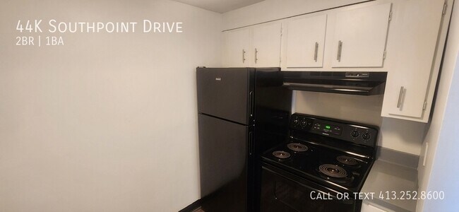 Photo - 44 Southpoint Dr