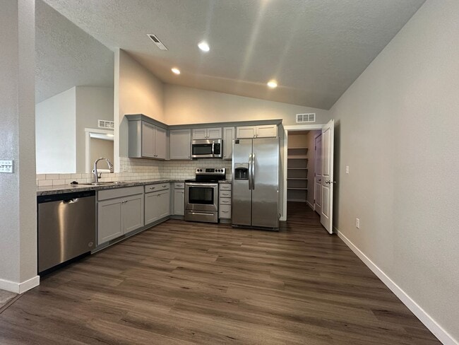 Photo - 3bed, 2bath, 1216sq.ft. 2-car garage home in Caldwell (Windsor Creek)