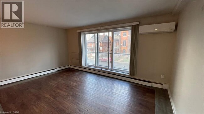 Photo - 326 Hunter St E Unité 203