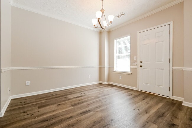 Photo - 6270 Winston Trce