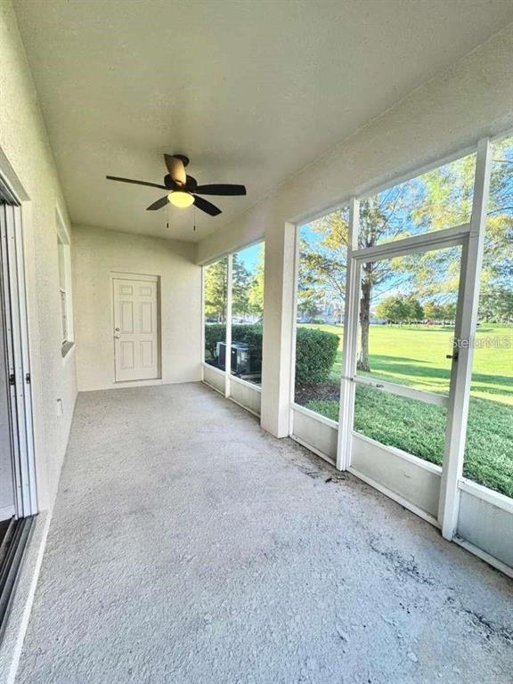Photo - 1122 Priory Cir