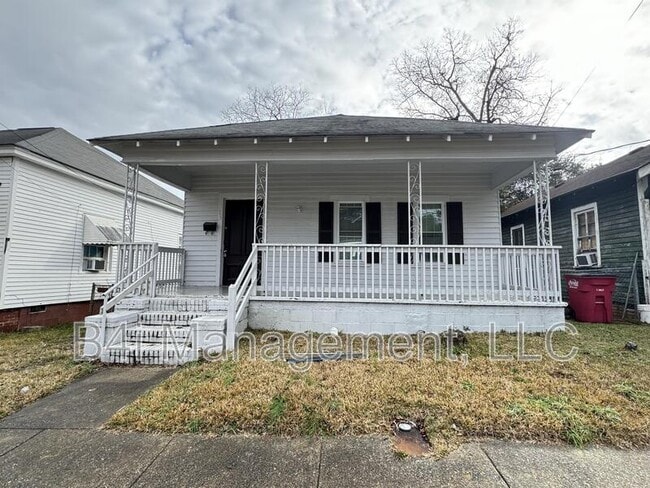 Photo - 173 Ward St House