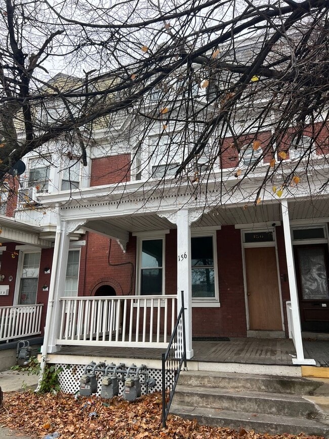 Building Photo - 156 S Richland Ave Unit 3rd floor