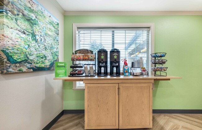 Photo - Furnished Studio-Washington, DC - Alexandr...