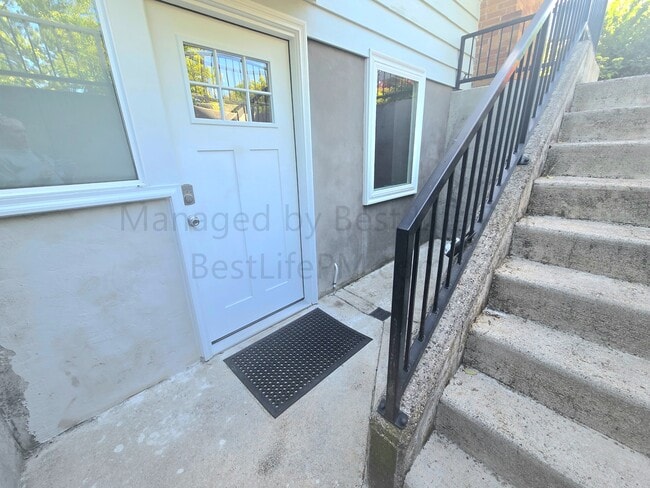 Photo - 5317 NE Emerson St