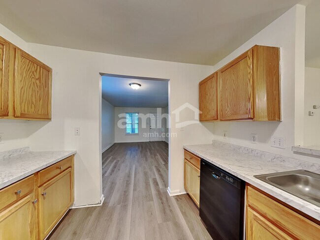 Photo - 2018 Buffalo Way