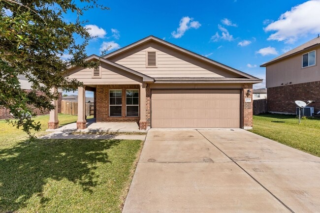 Building Photo - 4809 Green Meadow St