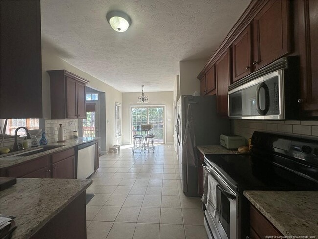 Photo - 143 Fairway Ln