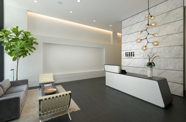 Lilli Midtown