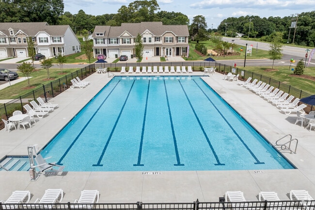 Pool - Hart Townes