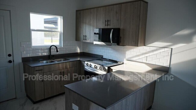 Photo - 2908 Charlie Rd Unit D