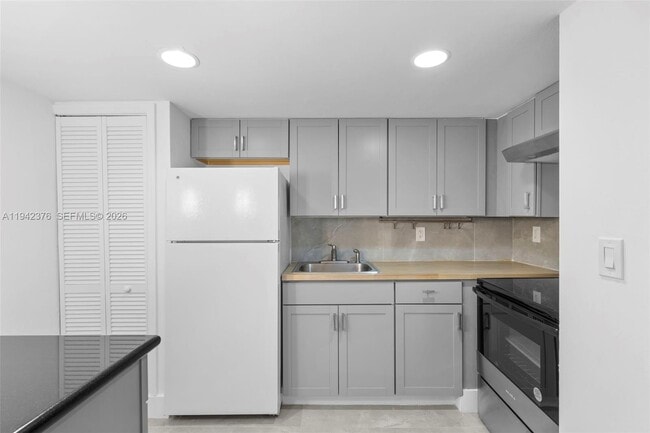 Photo - 4335 NW S Tamiami Canal Dr Unit 309