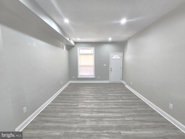 Photo - 336 Whitridge Ave Townhome