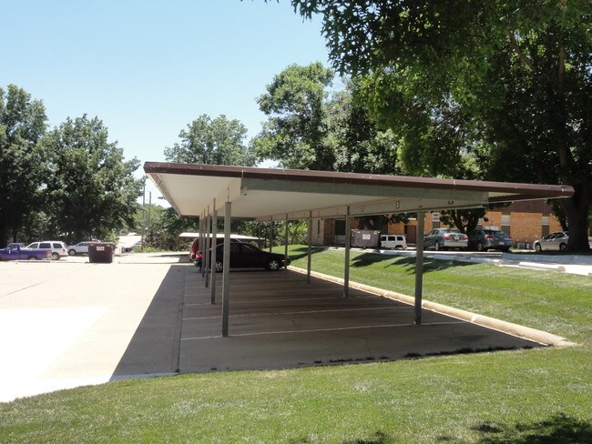Plaza West Apartments