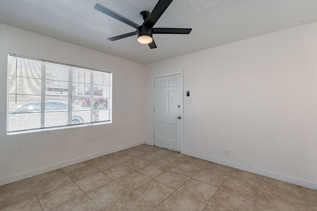 Photo - 928 W McDowell Rd Unit 928 W McDowell Rd #4