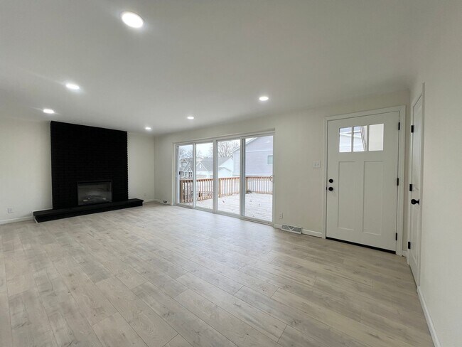 Photo - 1120 Gilbert Ave