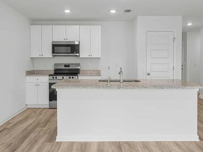 Photo - 157 Gray Owl Dr