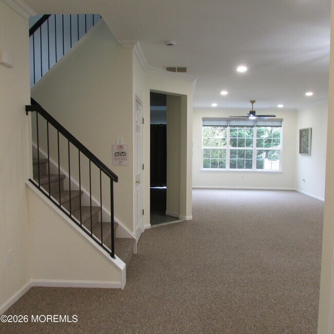 Photo - 29 Tall Oaks Ct