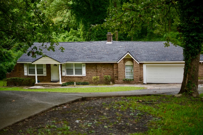 Building Photo - 1849 Kimberly Rd SW Rental