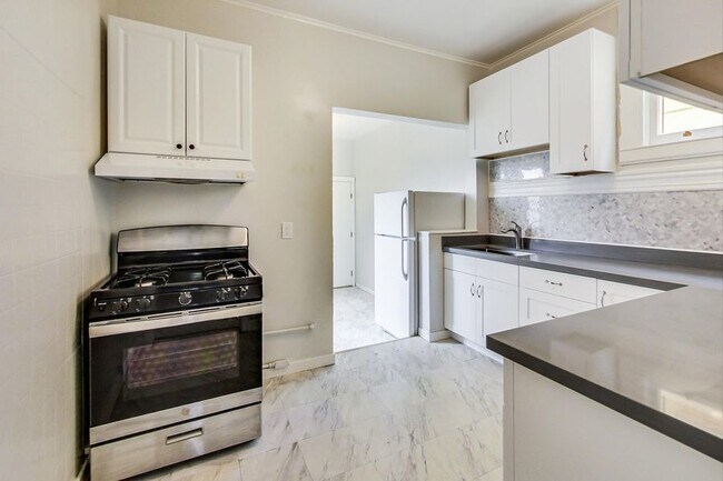 Photo - 1338 Haight St