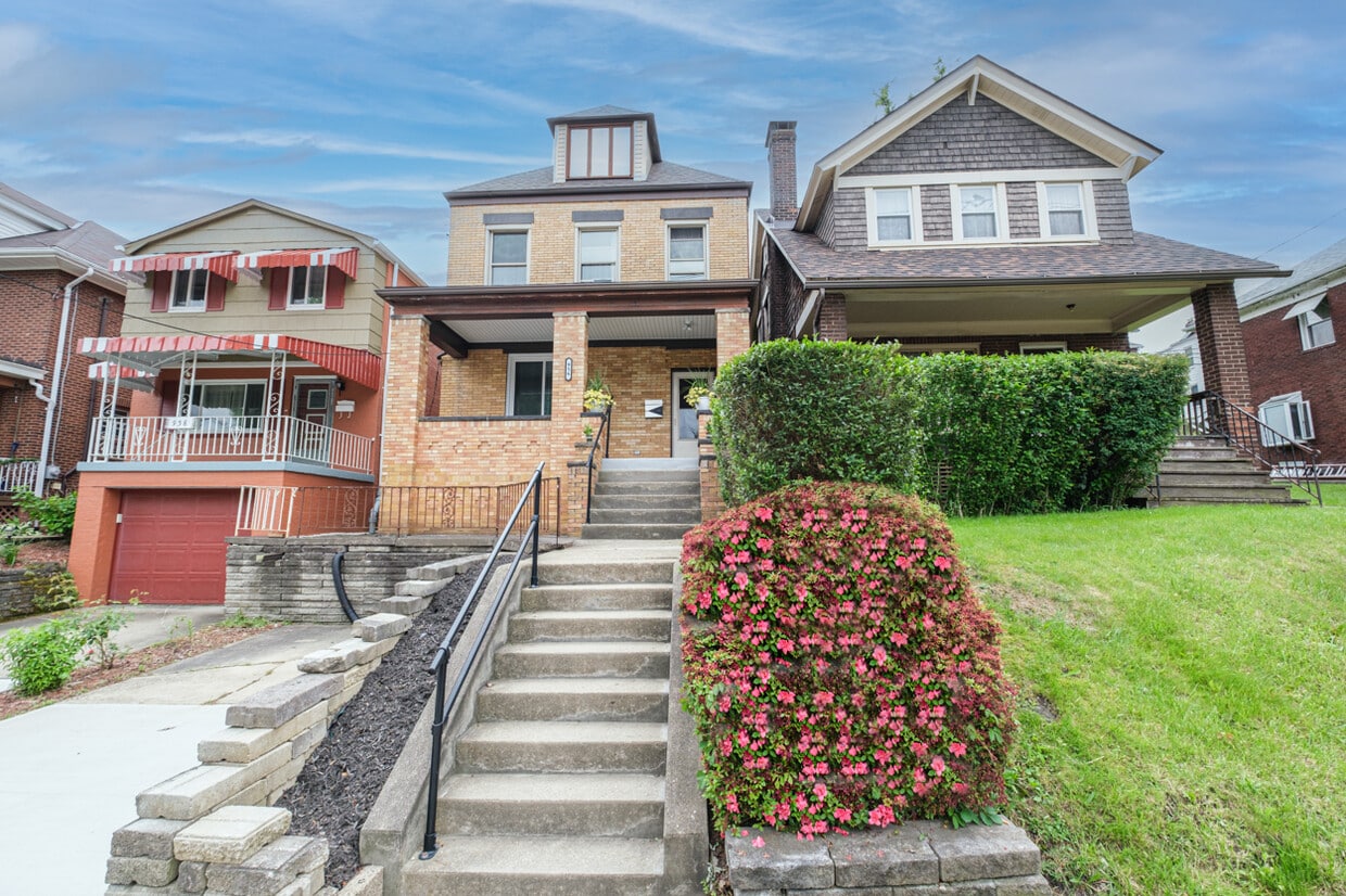Photo - 956 Greenfield Ave (Pittsburgh, PA)