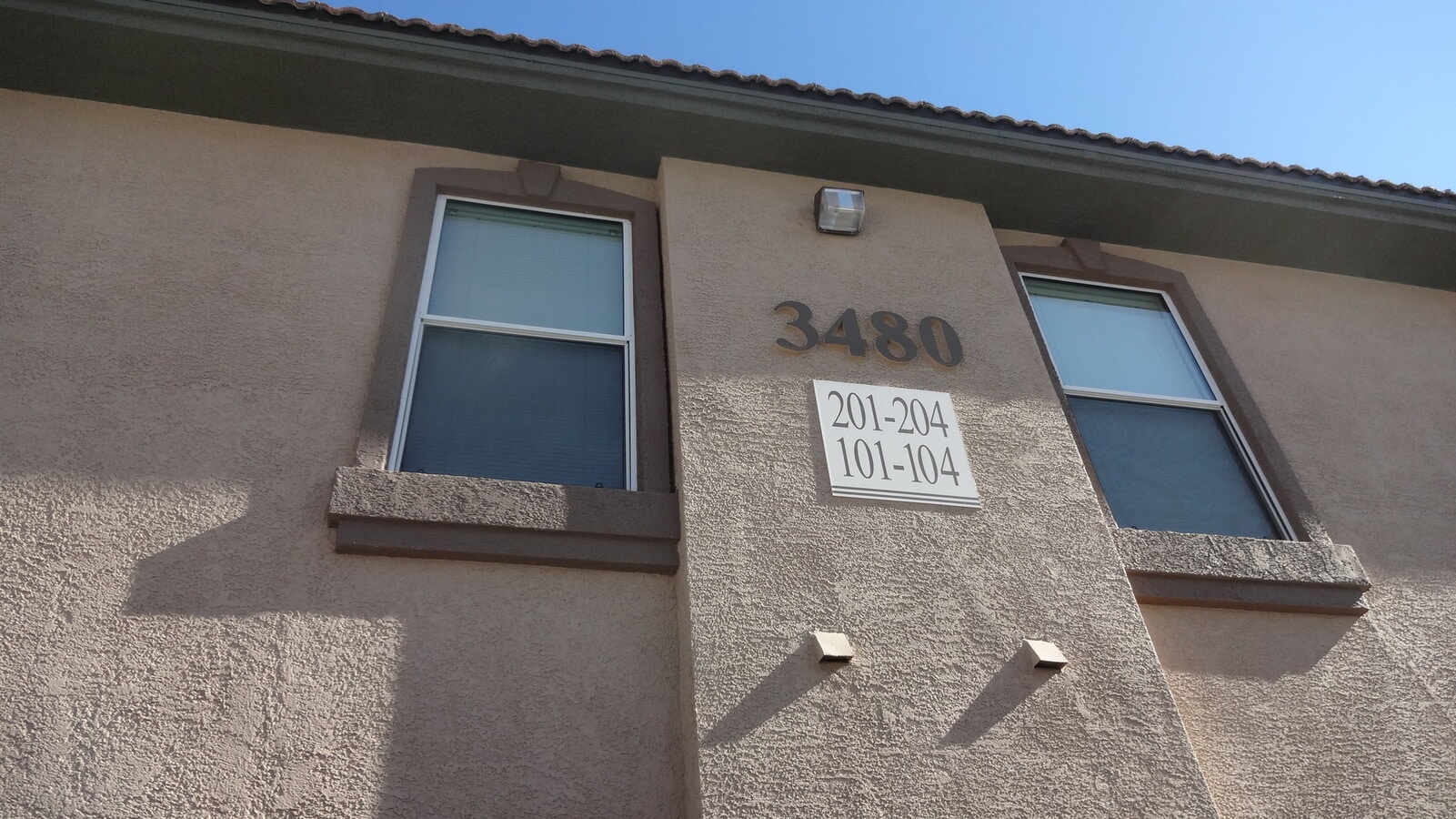 SECOND STORY CONDO IN GATED COMMUNITY WITH... - SECOND STORY CONDO IN GATED COMMUNITY WITH...