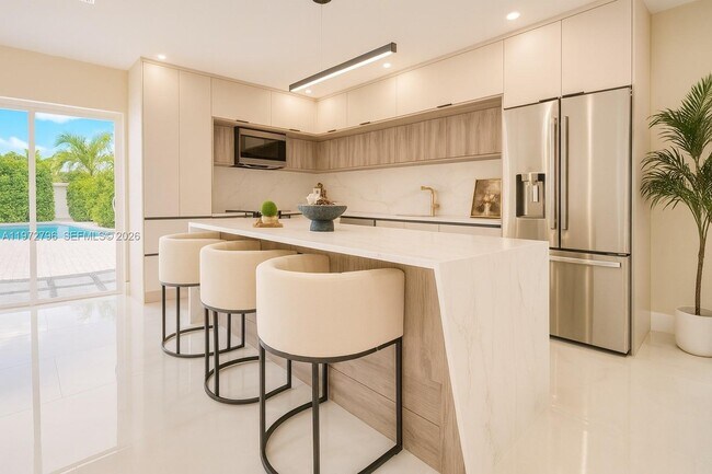 Photo - 1399 NE 38th St