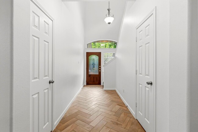 Photo - 103 Ledgestone Pl
