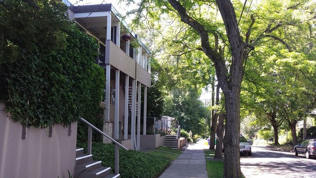 Kalani Apartments