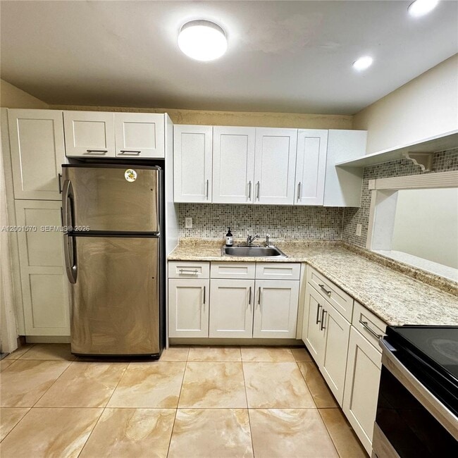 Photo - 215 SE 3rd Ave Unit 203A