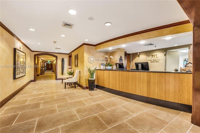 2951 S Bayshore Dr Unit 717