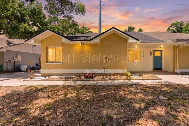Building Photo - 3306 Laurel Dale Dr