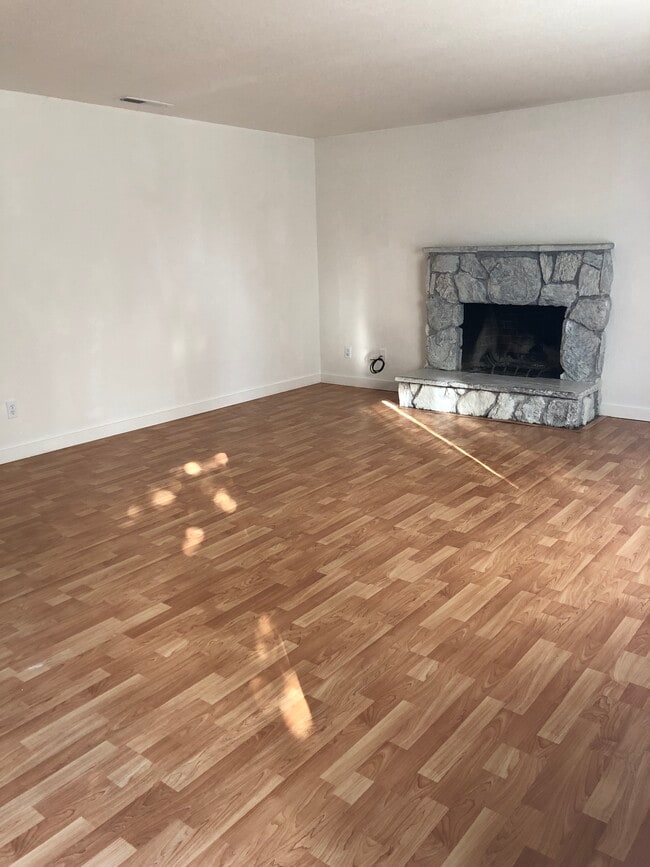Photo - 692 Dalke St E Unit Remodeled Duplex