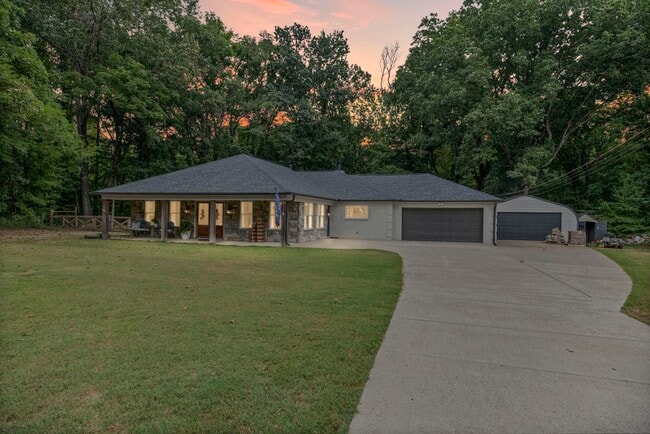 Photo - 370 Talley Rd