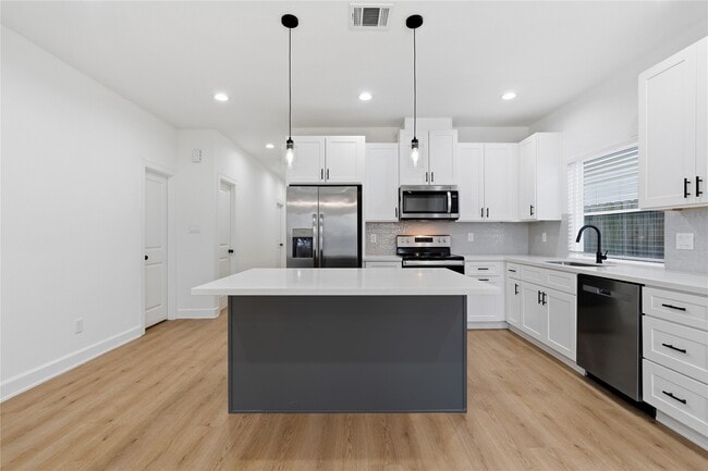 Photo - 8316 Corinth St Unit D