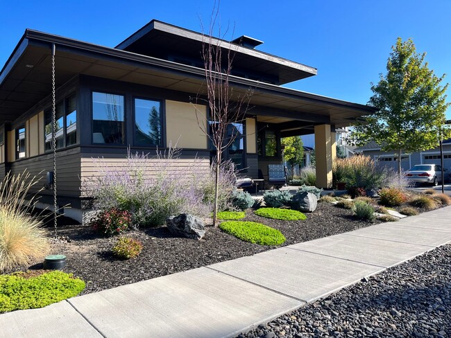 Building Photo - Stunning Prairie style 2bd/2bath + office in ClearPine!