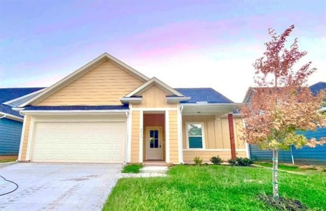 Building Photo - 2109 Bluebonnet Ave