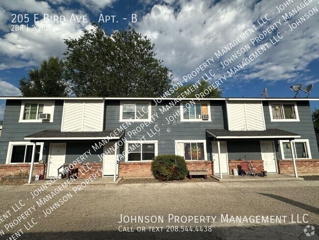 Building Photo - 205 E Bird Ave Unit B Rental