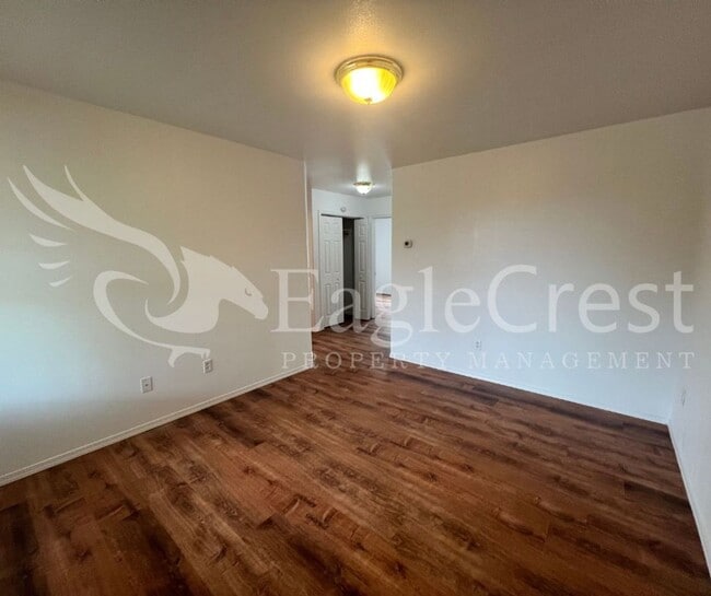 Photo - 706/708SCollege Unit 204