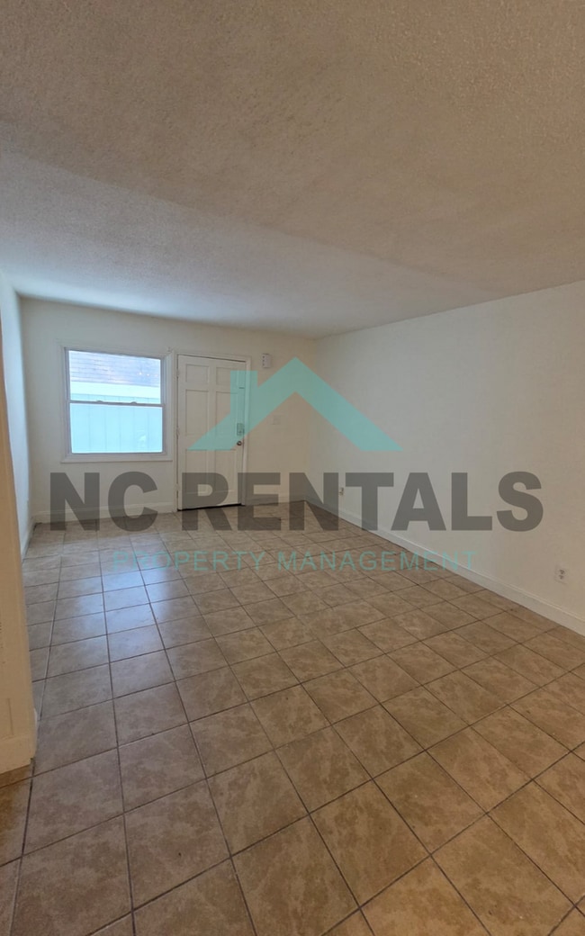 Photo - 7000 Longstreet Dr Unit C