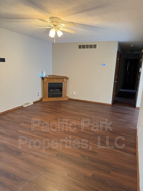 Photo - 1010 W 30th St