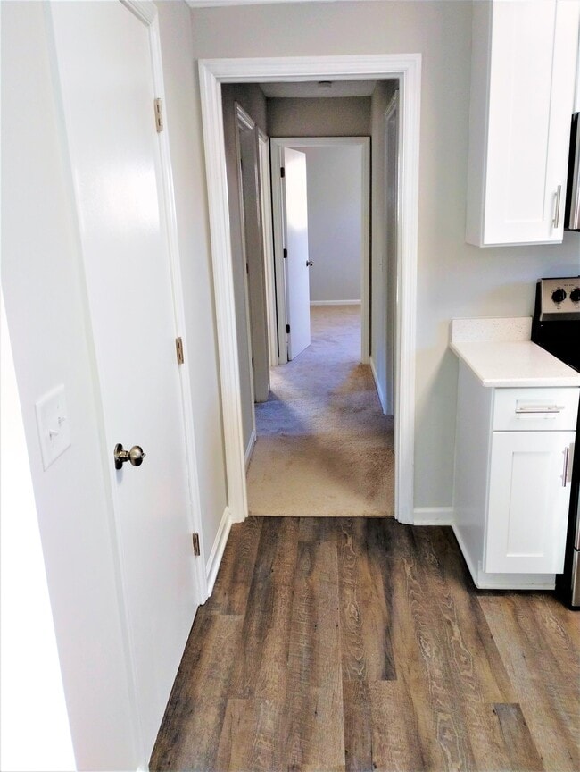 Photo - 3313 Niagara Dr