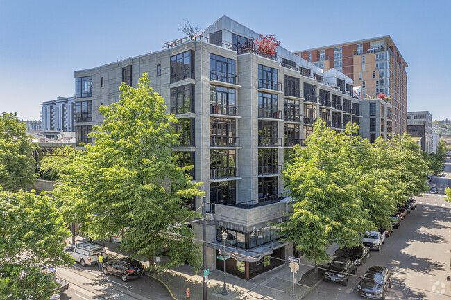 Exterior - Streetcar Lofts