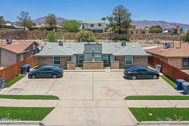 Photo - 630 White Cliffs Dr