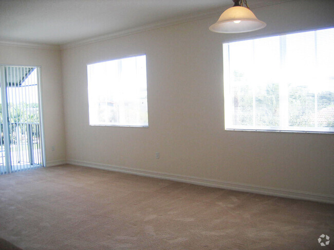 Building Photo - 4520 PGA Boulevard Rental