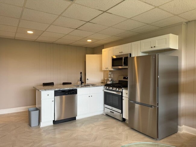 Photo - 1383 Metropolitan Pkwy SW