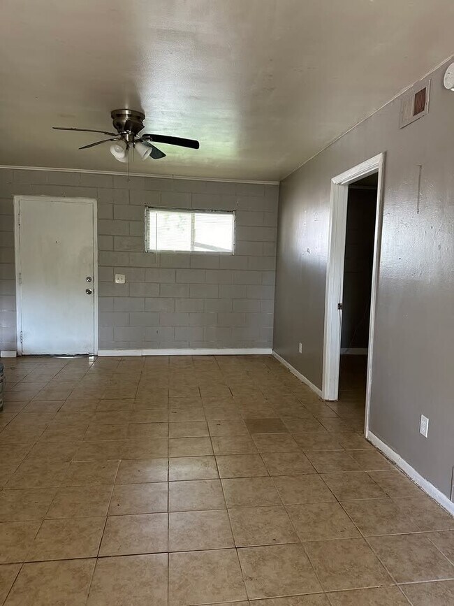 Photo - 519 N Bonner St Unit 519