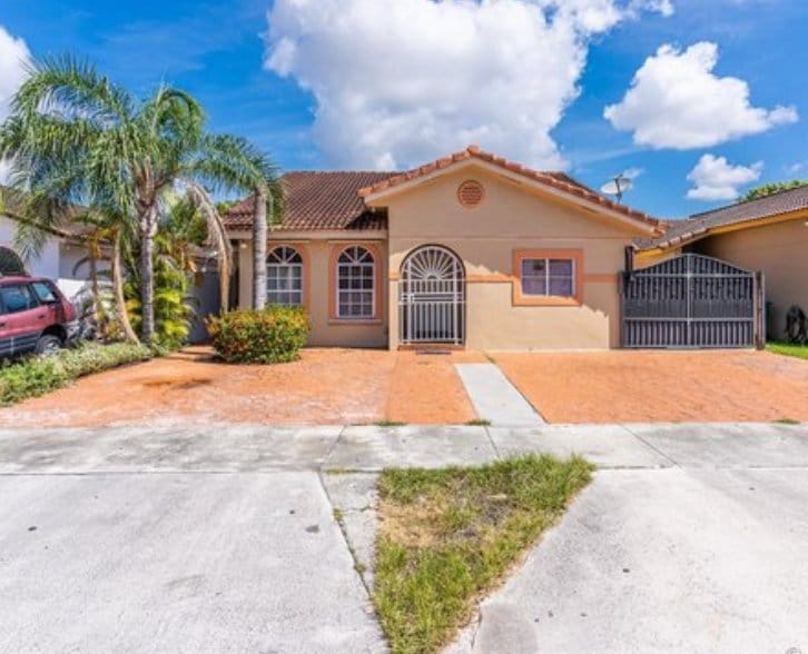 Photo - 14215 SW 50th St Unit 1