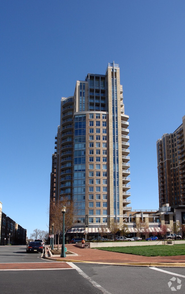 Photo - Midtown Reston Town Center